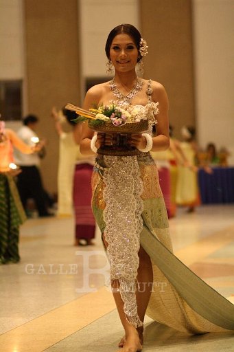 MCT064 - Copy (2).JPG